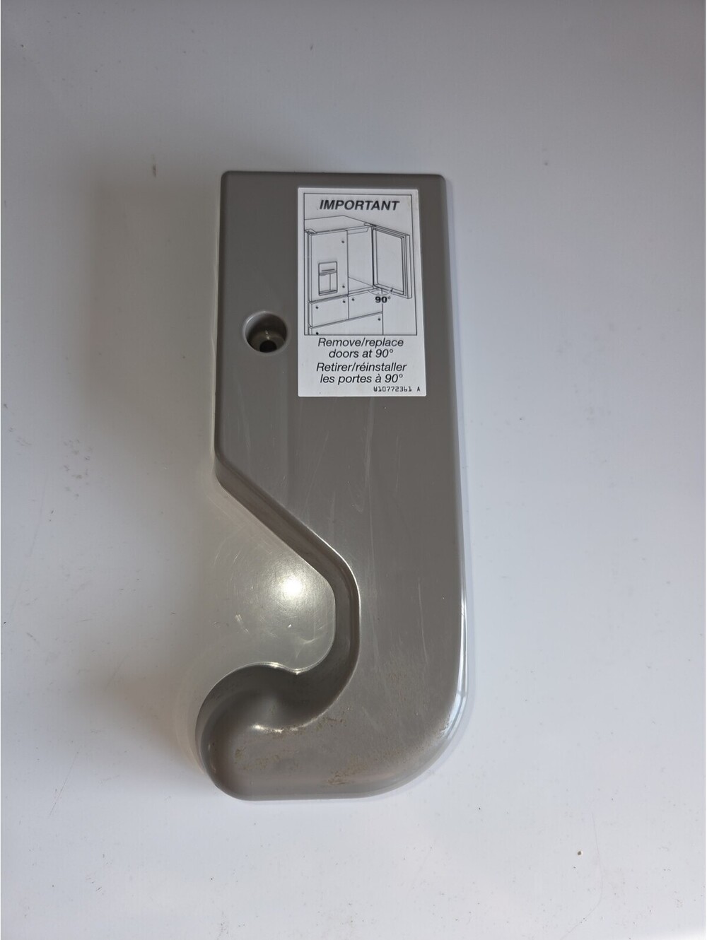 WHIRLPOOL KITCHENAID REFRIGERATOR HINGE COVER PART# W10643711 A23